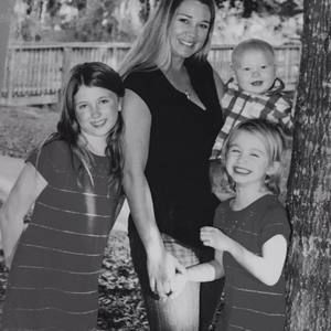 Meet your Posher, Kelly